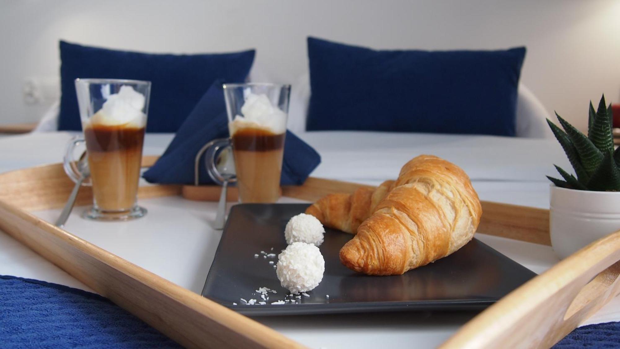 Bed and Breakfast Mile Gdansk Airport & Parking Dlugoterminowy Exterior foto