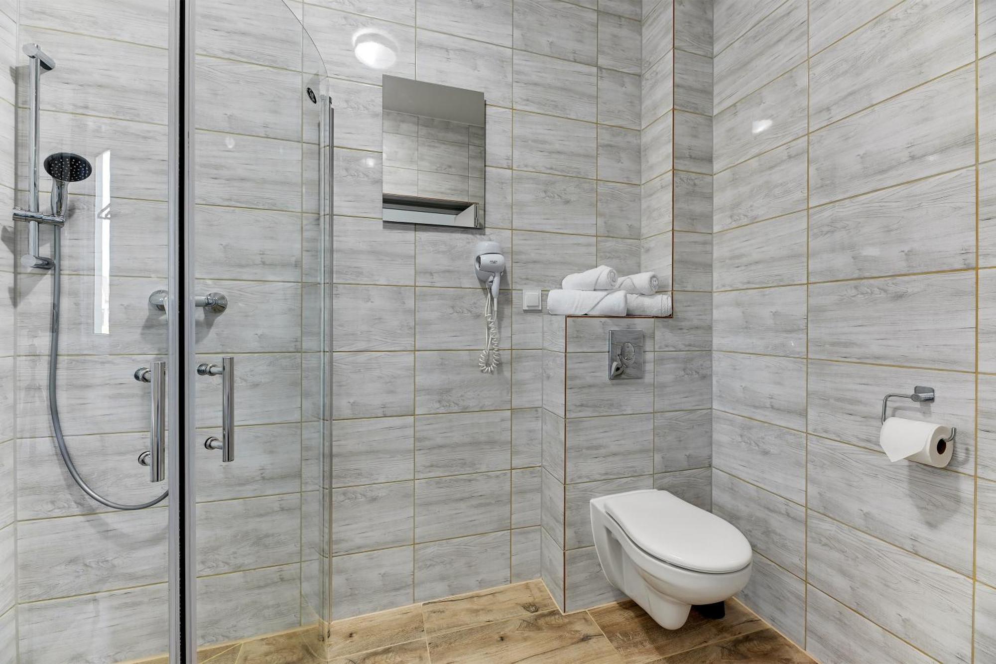 Bed and Breakfast Mile Gdansk Airport & Parking Dlugoterminowy Exterior foto